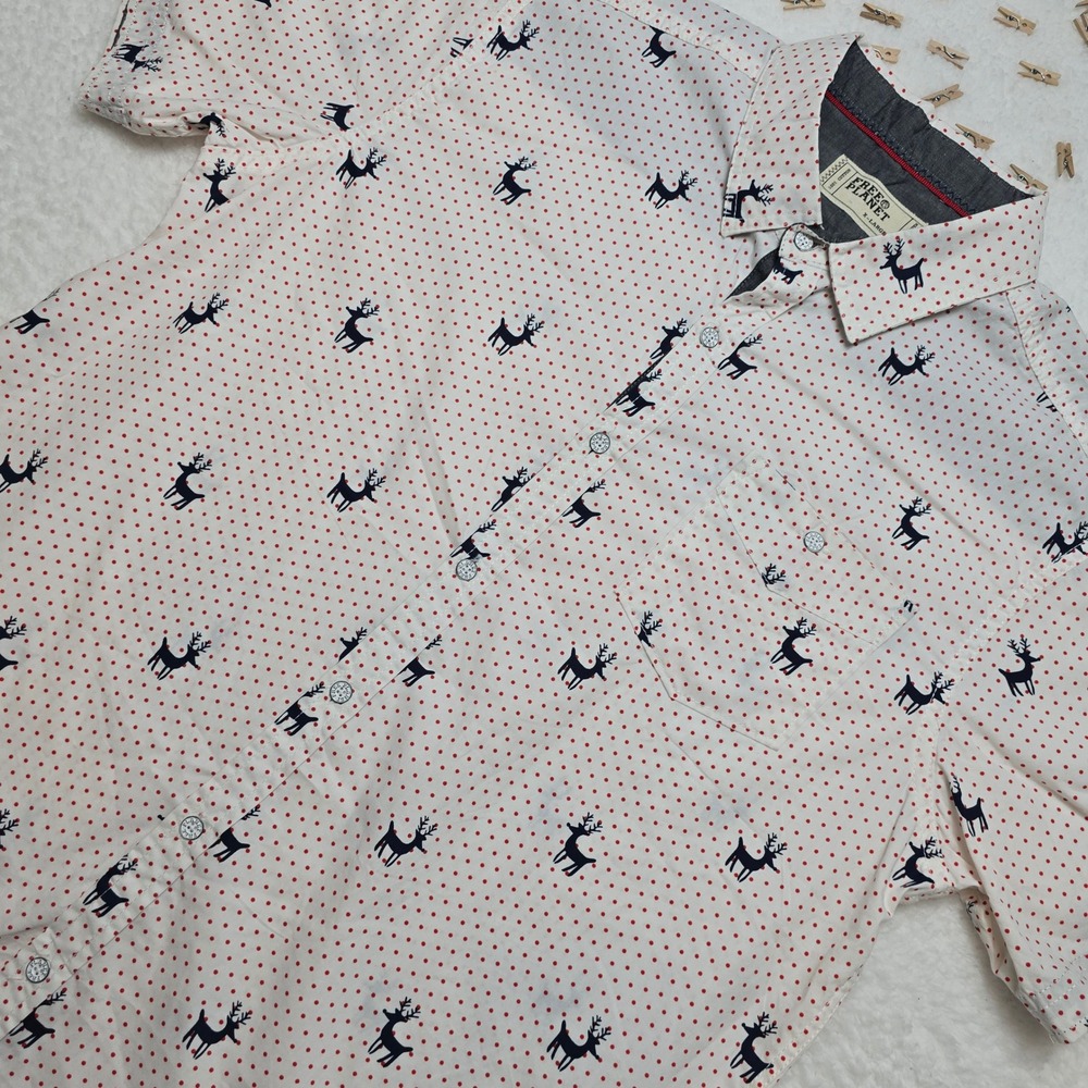 Free Planet Mens X-Large Short Sleeve Button Down Shirt Deer Print